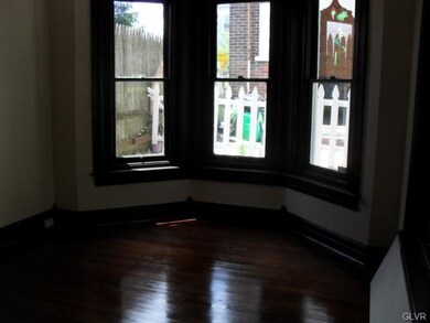 556 N 4th St, Allentown, PA 18102 - photo 5