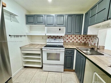 9360 Fontainebleau Blvd unit 413, Miami, FL 33172 - photo 7