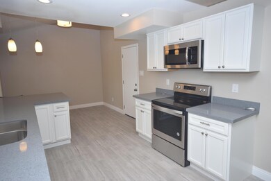 4915 W Avalon Dr, Phoenix, AZ 85031 - photo 7