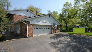 2117 Gadsen Rd, Upper Marlboro, MD 20774 - photo 2