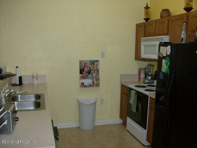 5101 Playpen Dr unit 5, Jacksonville, FL 32210 - photo 4