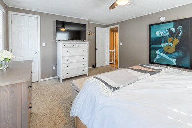 141 Dawn Dr unit B, White River Junction, VT 05001 - photo 4