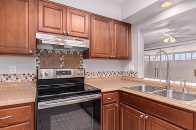 13665 N 111th Ave, Sun City, AZ 85351 - photo 4