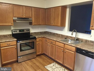 1036 Lake Shore Dr, Bowie, MD 20721 - photo 4