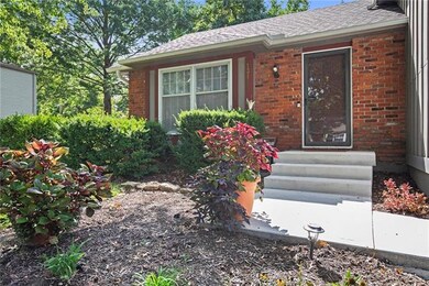 13111 W 100th St, Lenexa, KS 66215 - photo 4