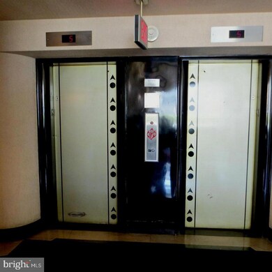 General Scott Apartments unit 118, Washington, DC 20036 - photo 4