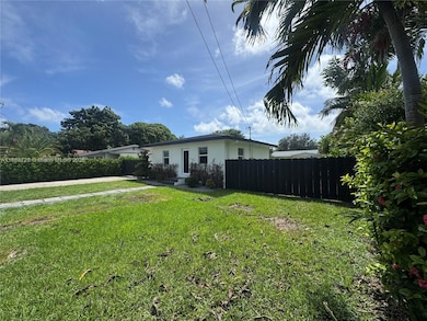 9050 SW 156th St, Palmetto Bay, FL 33157 - photo 4