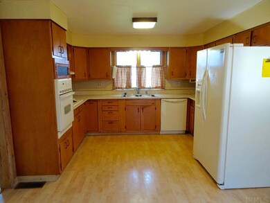 2708 N Cowing Park Ln, Muncie, IN 47303 - photo 7