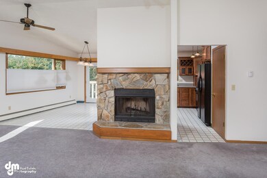 2511 W 70th Cir Anchorage AK-large-008-L
