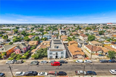 440 E 27th St, Los Angeles, CA 90011 - photo 2