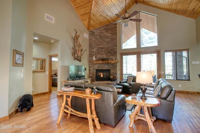 003_Living Room