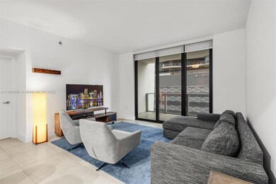 1010 Brickell Ave unit 1607, Miami, FL 33131 - photo 2