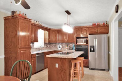 2940 Midland Rd, Shelbyville, TN 37160 - photo 4