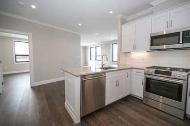 175 North Ave unit 207, Wakefield, MA 01880 - photo 4