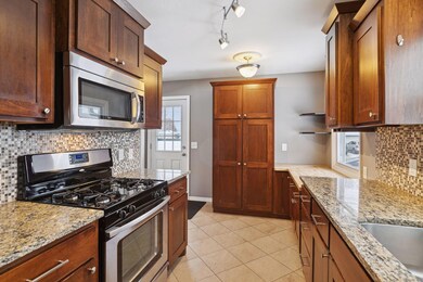 6342 Girard Ave N, Minneapolis, MN 55430 - photo 6