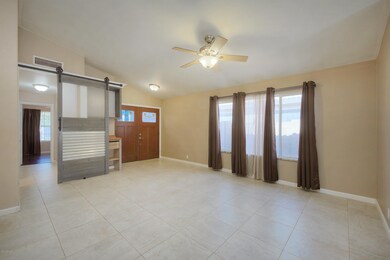 1312EBinnerDr005