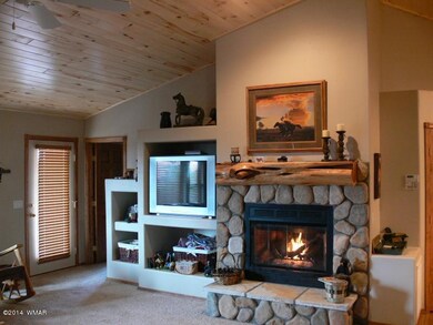 442_Cool_Mountain_Getaway_003