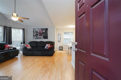 905 Wentworth Ct, Alpharetta, GA 30022 - photo 3