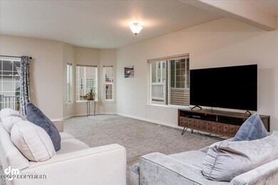 05-Living Room_MAX2890-Edit-Edit