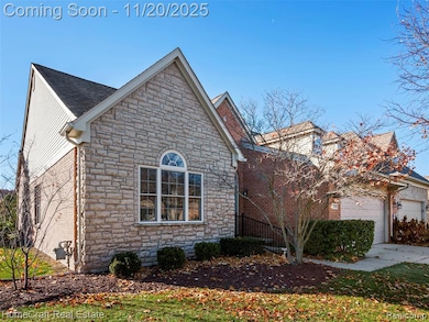 2342 Lexington Cir N unit 71, Canton, MI 48188 - photo 3