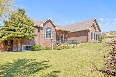 1060 Alta Vista Dr, Craig, CO 81625 - photo 3