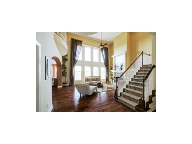 Welcome Your Guest to the Stunning Home with Grand