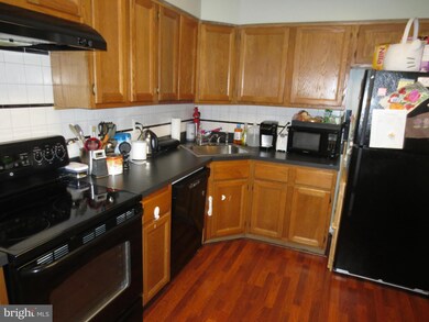 8869 Rusland Ct unit 1, Fort Washington, MD 20744 - photo 2