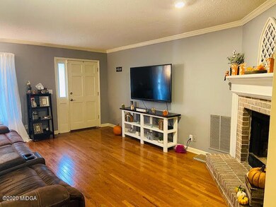 LivingRoom2