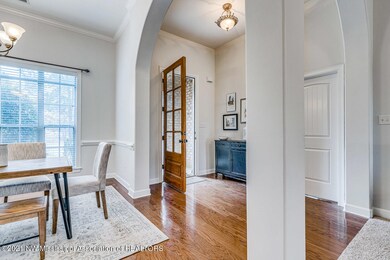 213838-7-snapsold-screen-14897-fairview-