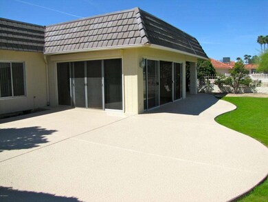 9626 W Lindgren Ave, Sun City, AZ 85373 - photo 7