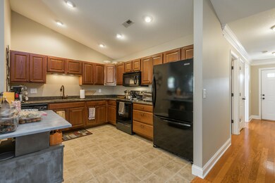 5801MetropolitanWay-6
