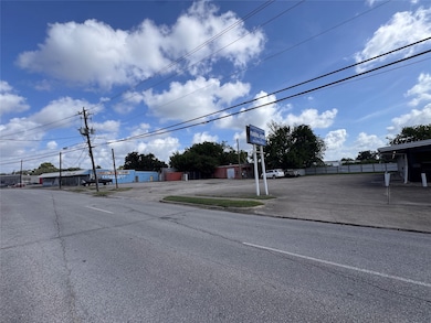 7151 Lawndale St, Houston, TX 77023 - photo 5