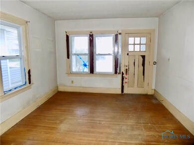 2021 Brussels St, Toledo, OH 43613 - photo 6