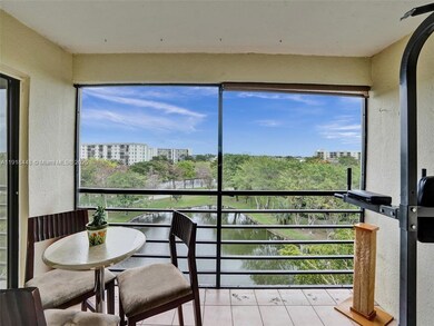Cypress Bend unit 712, Pompano Beach, FL 33069 - photo 2