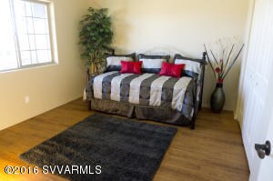1941 Crossroads bedroom