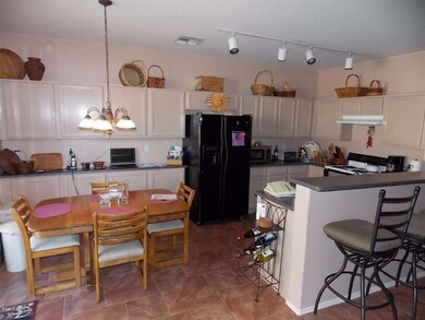 Kitchen 1