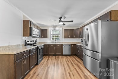 1072 5th St NE, Hickory, NC 28601 - photo 7