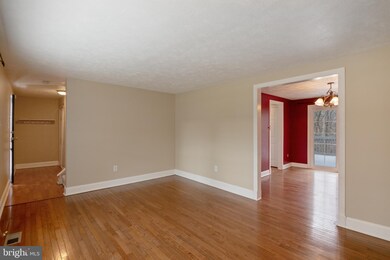 9351 Wheatsheaf Way, Columbia, MD 21045 - photo 4