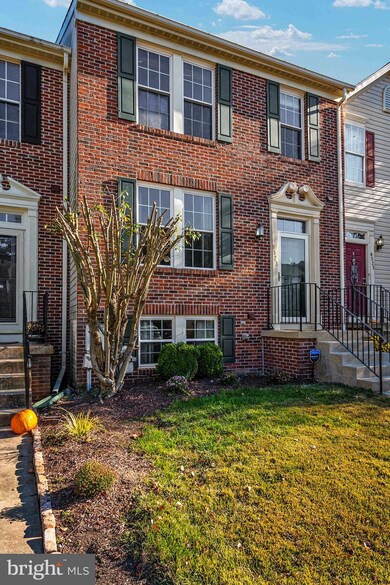 8523 Pine Meadows Dr, Odenton, MD 21113 - photo 4