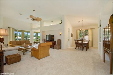 Spacious Great Room with Dining Room with Plush Ne