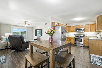 Dining/Kitchen