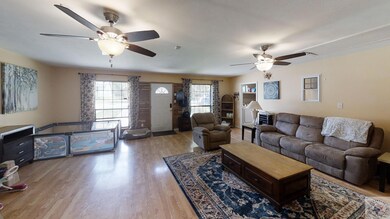 611 Hillview St, Texarkana, TX 75501 - photo 3