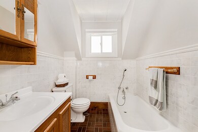 1495 Oakwood Ave, Des Plaines, IL 60016 - photo 5