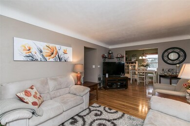 2438 O Ave NW, Cedar Rapids, IA 52405 - photo 7