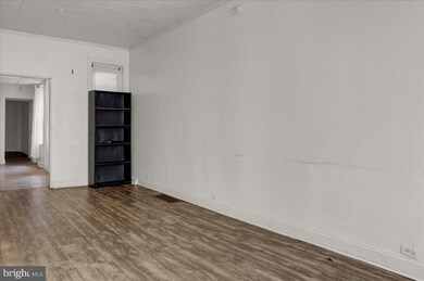 913 Robeson St, Reading, PA 19604 - photo 3