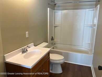 1321 W Mount Hope Ave, Lansing, MI 48910 - photo 7