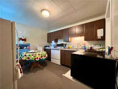 Kitchen and dining of lower