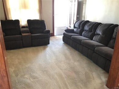 554 Minor St, Emmaus, PA 18049 - photo 3