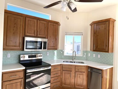 702 S Meridian Rd unit 180, Apache Junction, AZ 85120 - photo 2