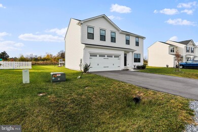 442 Switchgrass Ct, Bunker Hill, WV 25413 - photo 4